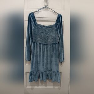 Blue Velvet Long Sleeve Dress